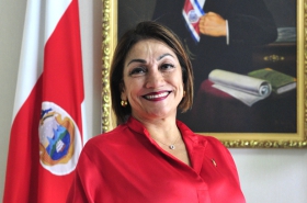 哥斯达黎加外贸部长 Victoria Hernández Mora_副本.jpg